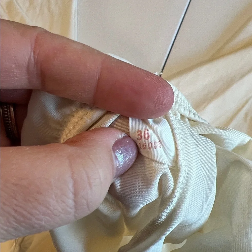 Vintage - pant slip, cream, 24-28” waist‎
